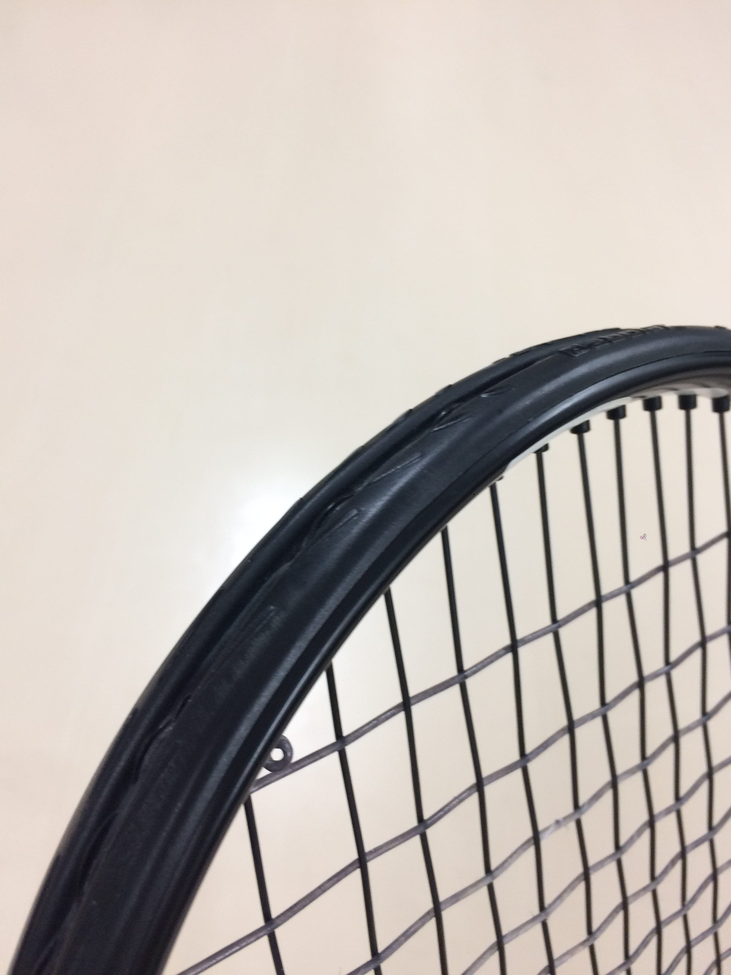 多角形ストリングの定番 テクニファイバー ブラックコード 評価 レビュー まとめ | おすすめテニスラケット講座